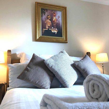 The Llanelwedd Arms Hotel 比尔斯韦尔斯 外观 照片