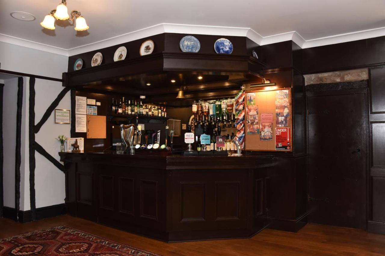 The Llanelwedd Arms Hotel 比尔斯韦尔斯 外观 照片