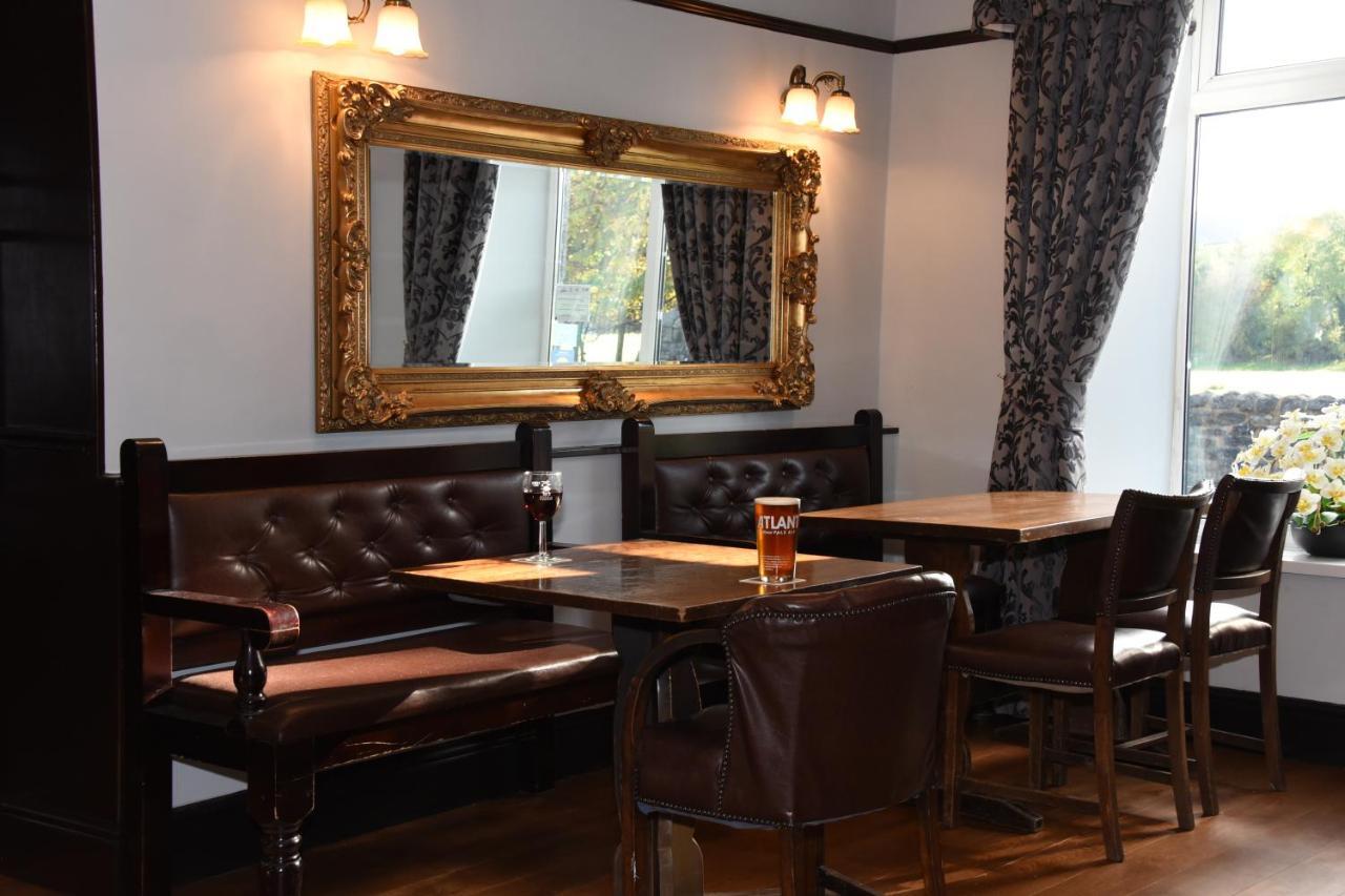 The Llanelwedd Arms Hotel 比尔斯韦尔斯 外观 照片