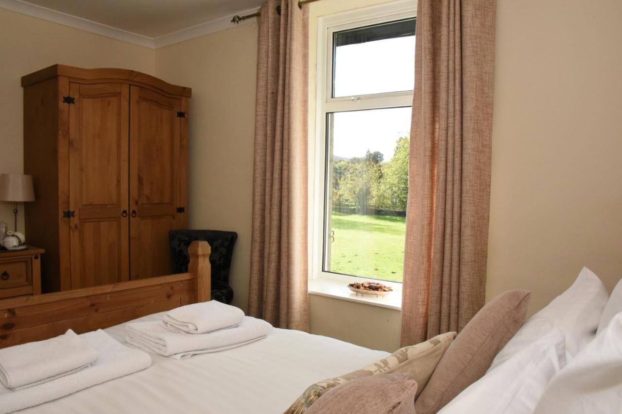 The Llanelwedd Arms Hotel 比尔斯韦尔斯 外观 照片