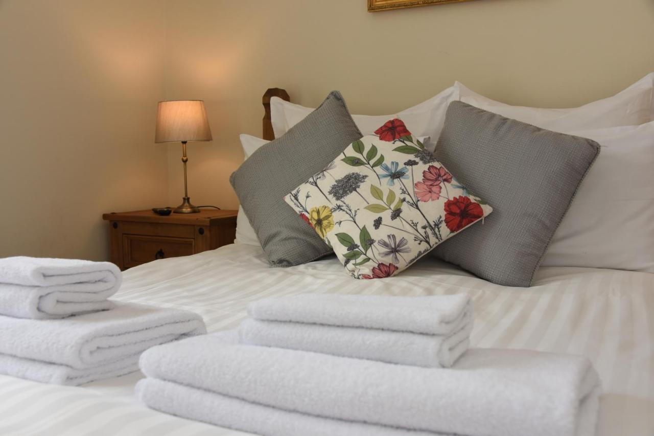 The Llanelwedd Arms Hotel 比尔斯韦尔斯 外观 照片
