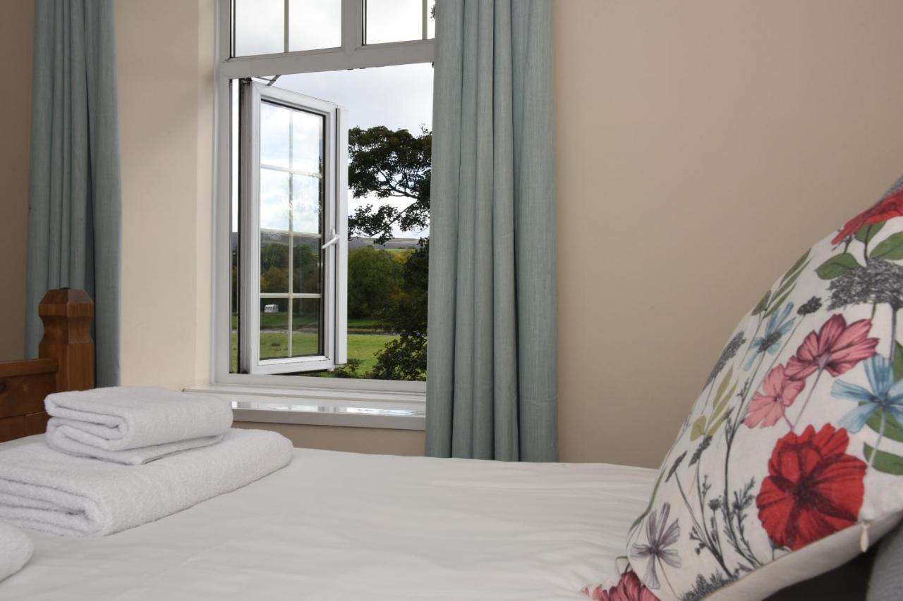 The Llanelwedd Arms Hotel 比尔斯韦尔斯 外观 照片