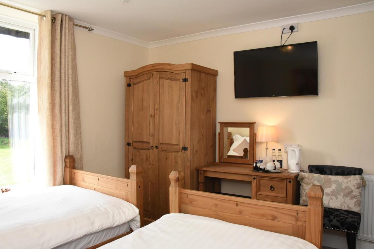 The Llanelwedd Arms Hotel 比尔斯韦尔斯 外观 照片