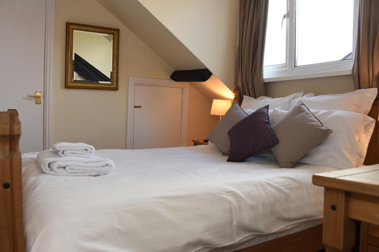 The Llanelwedd Arms Hotel 比尔斯韦尔斯 外观 照片