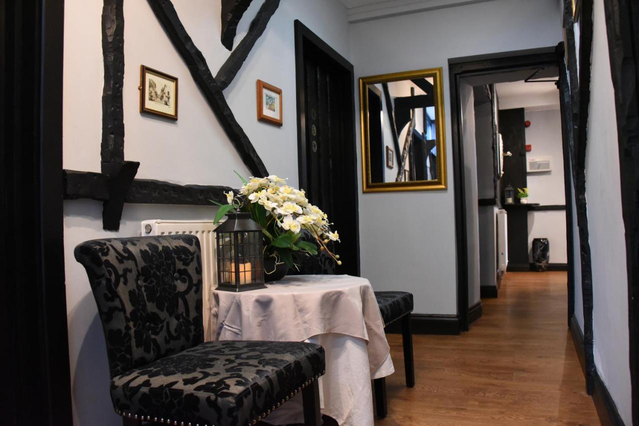 The Llanelwedd Arms Hotel 比尔斯韦尔斯 外观 照片