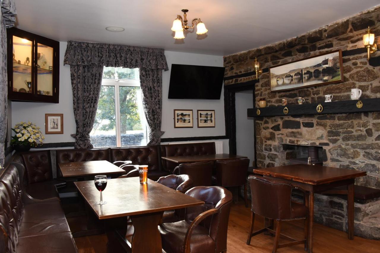 The Llanelwedd Arms Hotel 比尔斯韦尔斯 外观 照片