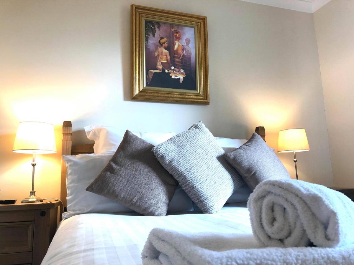 The Llanelwedd Arms Hotel 比尔斯韦尔斯 外观 照片