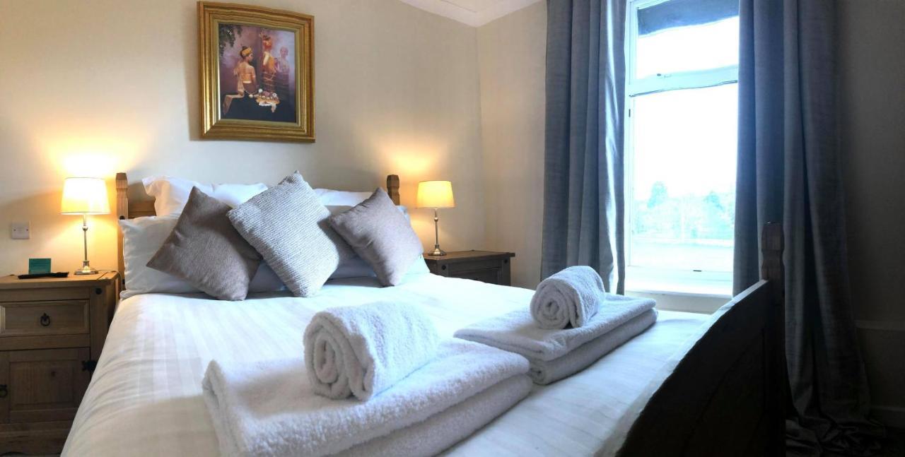 The Llanelwedd Arms Hotel 比尔斯韦尔斯 外观 照片